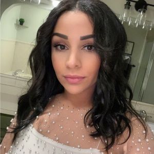 Meet your Posher, Destiny